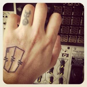 551403_10201147884927740_77387551_n